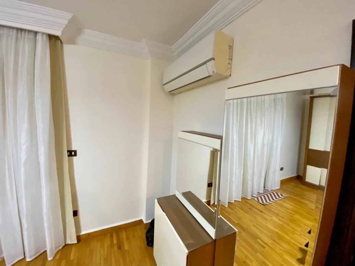 Апарт готель Golden House - Men Only Місто ім. 6 Жовтня Екстер'єр фото